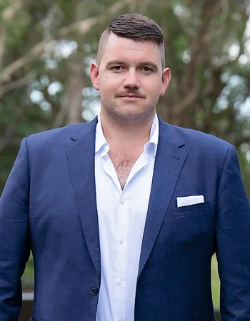 Portrait of Damian Dodds, Founder & Head of Sales